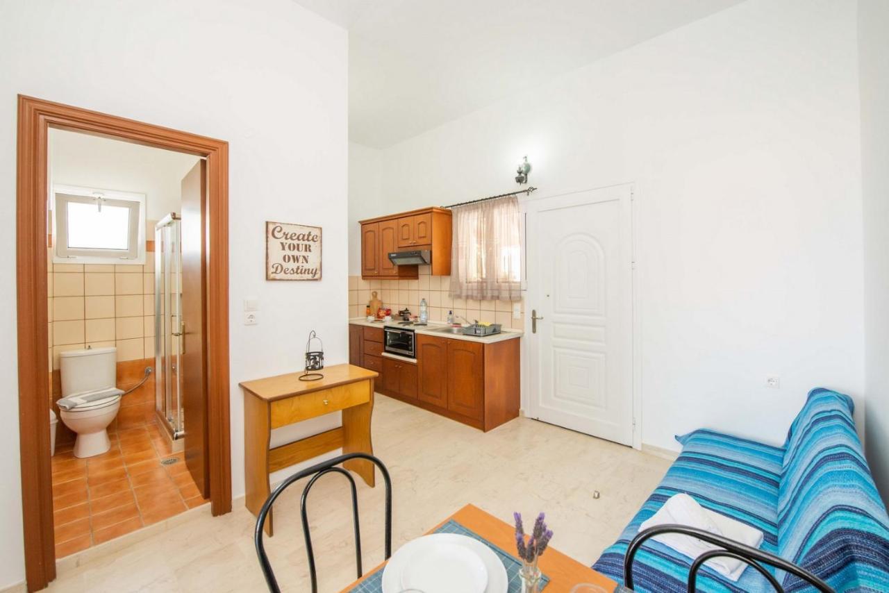 Lena'S Apartments Astrakeri Экстерьер фото